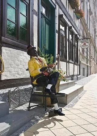 Karina Konukevi Schwerin (Mecklenburg-Vorpommern)