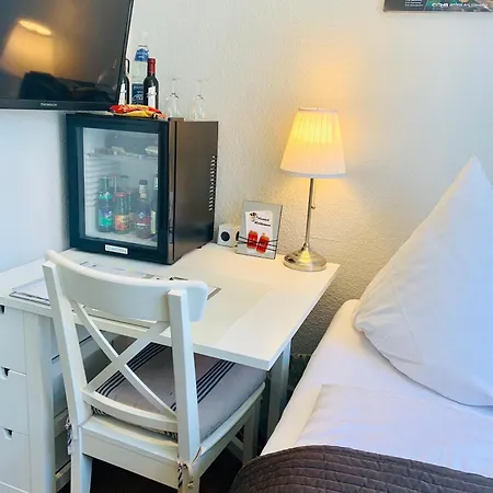 Karina ゲストハウス 4*