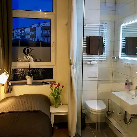 Karina ゲストハウス 4*