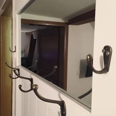 ゲストハウス Karina 4*