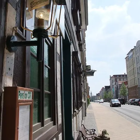 ゲストハウス Karina シュヴェリーン